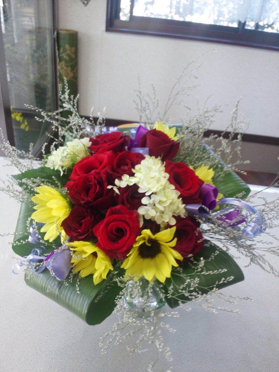 同じ花材でデザイン